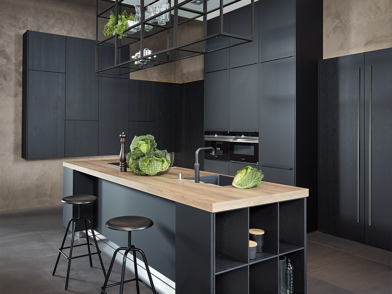 Kitchen colour trends Design ways to use black   Pronorm